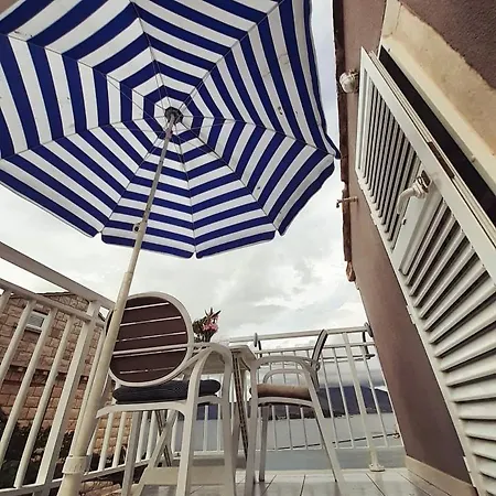 And Silvana Lumbarda