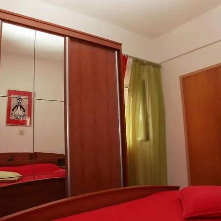 Lejlighed And Silvana Lumbarda